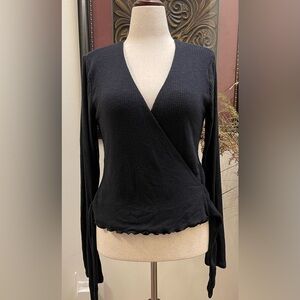 Abercrombie & Fitch - NWT - Wrap Top - Black